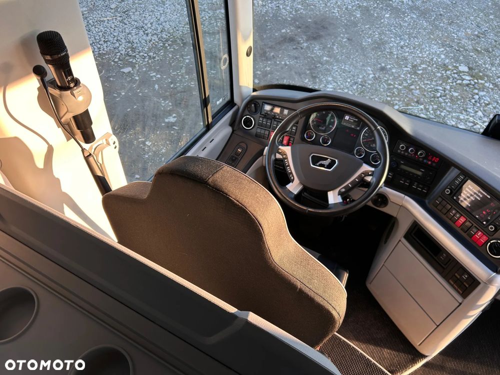 MAN Lion's Coach - 12
