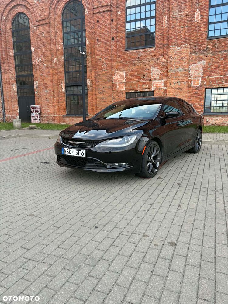 Chrysler 200 - 4