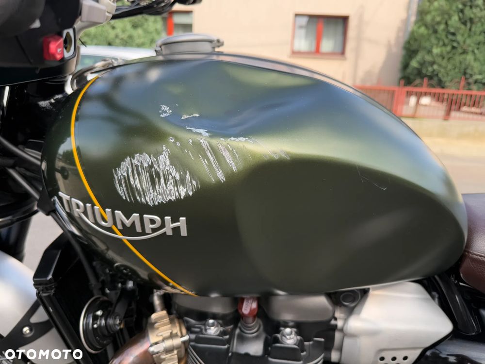 Triumph Scrambler - 16