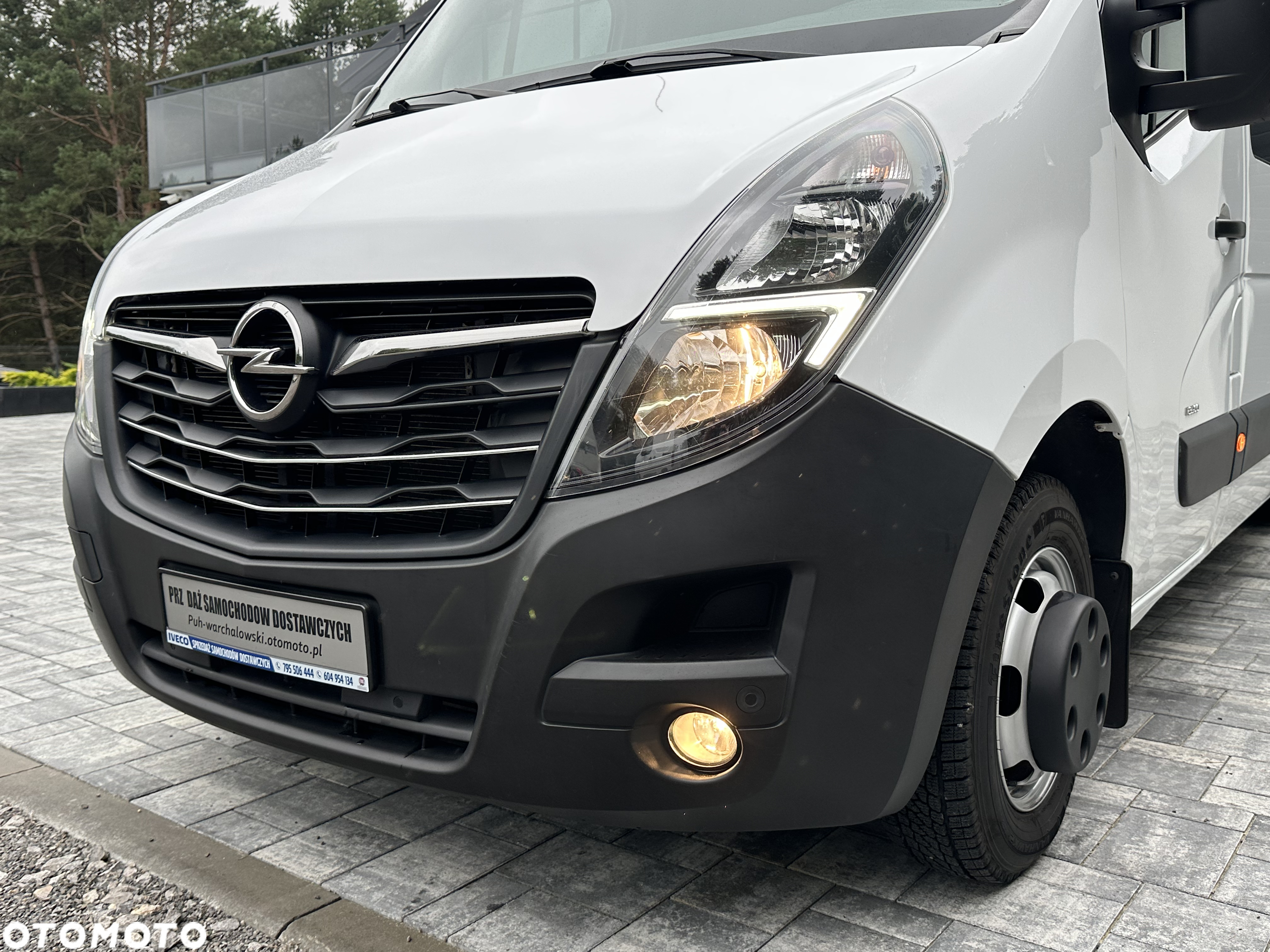 Renault MASTER L4H2 / Brygadowy 7 osób / HAK 3500kg! / Salon PL / Stan Jak Nowy / Najbogatsze wyposażenie / MAXI / Koła bliźniacze / Nowe opony / FV23% - 13