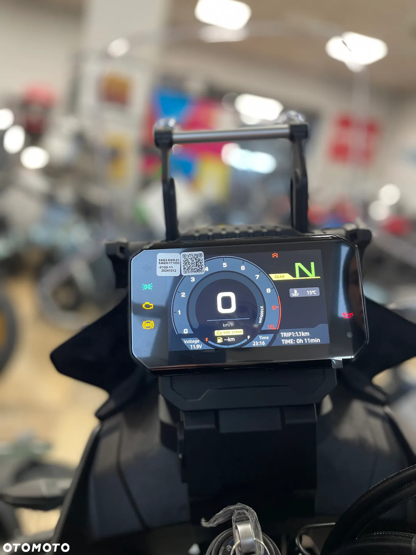 CFMoto MT - 7