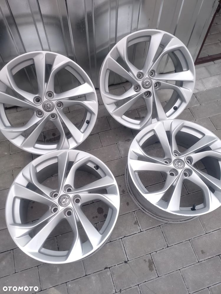 Felgi aluminiowe 17" Opel Astra K - 7