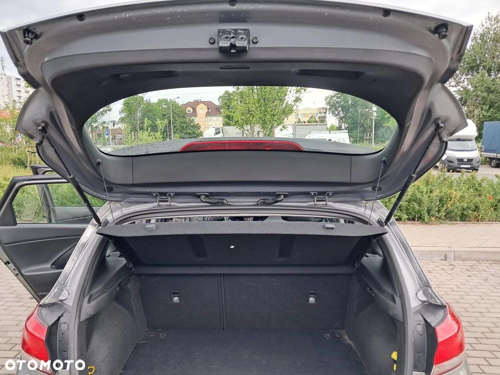 Hyundai i30 1.4 Classic + - 15