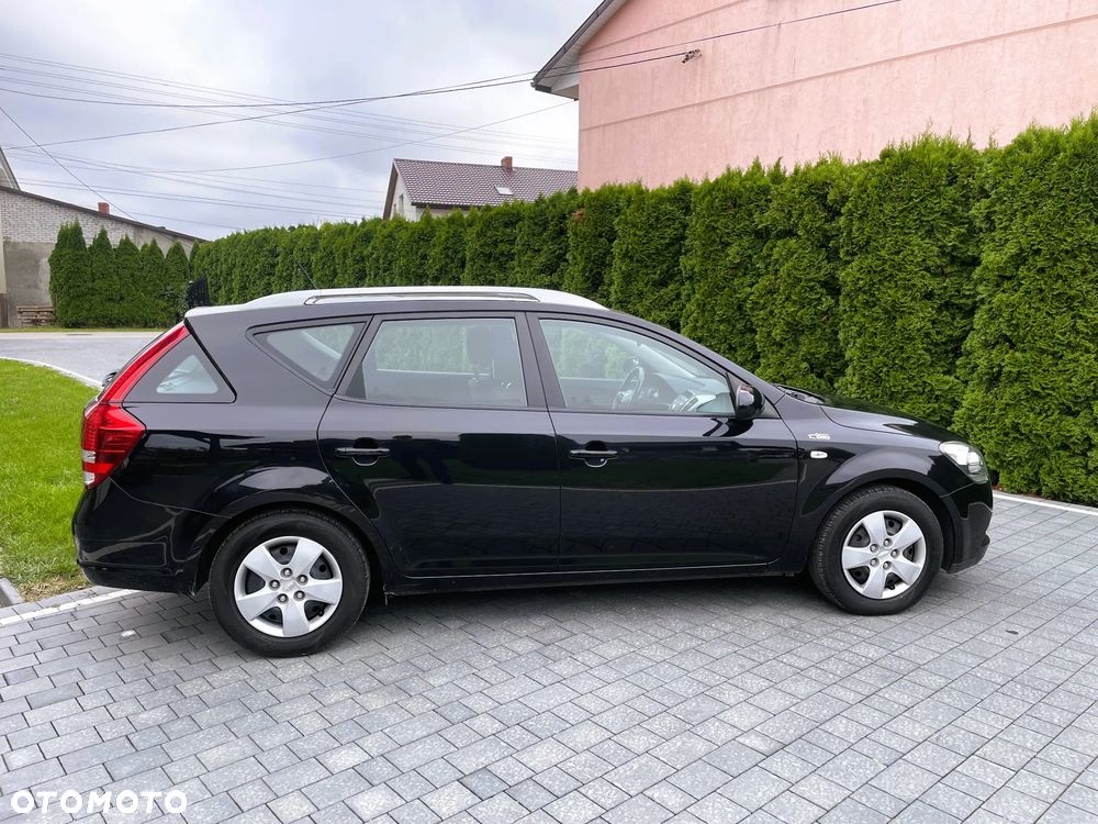 Kia Ceed 1.4 CVVT LX Basis - 14