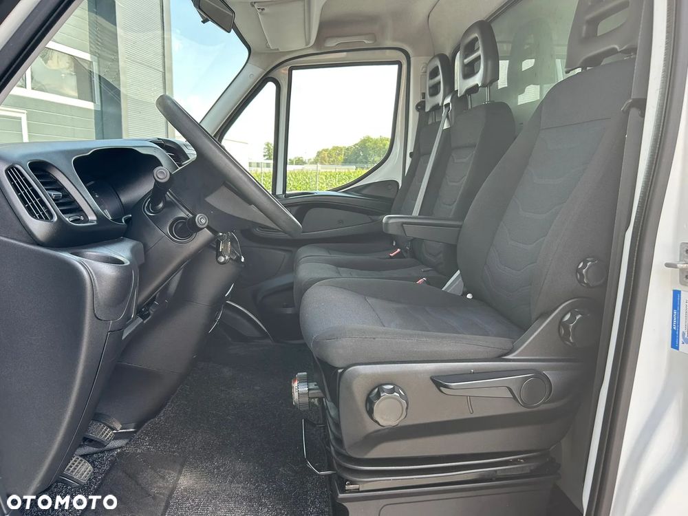 Iveco Daily 35C14 Kontener 8 palet + winda 800kg + drzwi boczne **Klima**Serwis**Sprowadzony**2019R** - 10