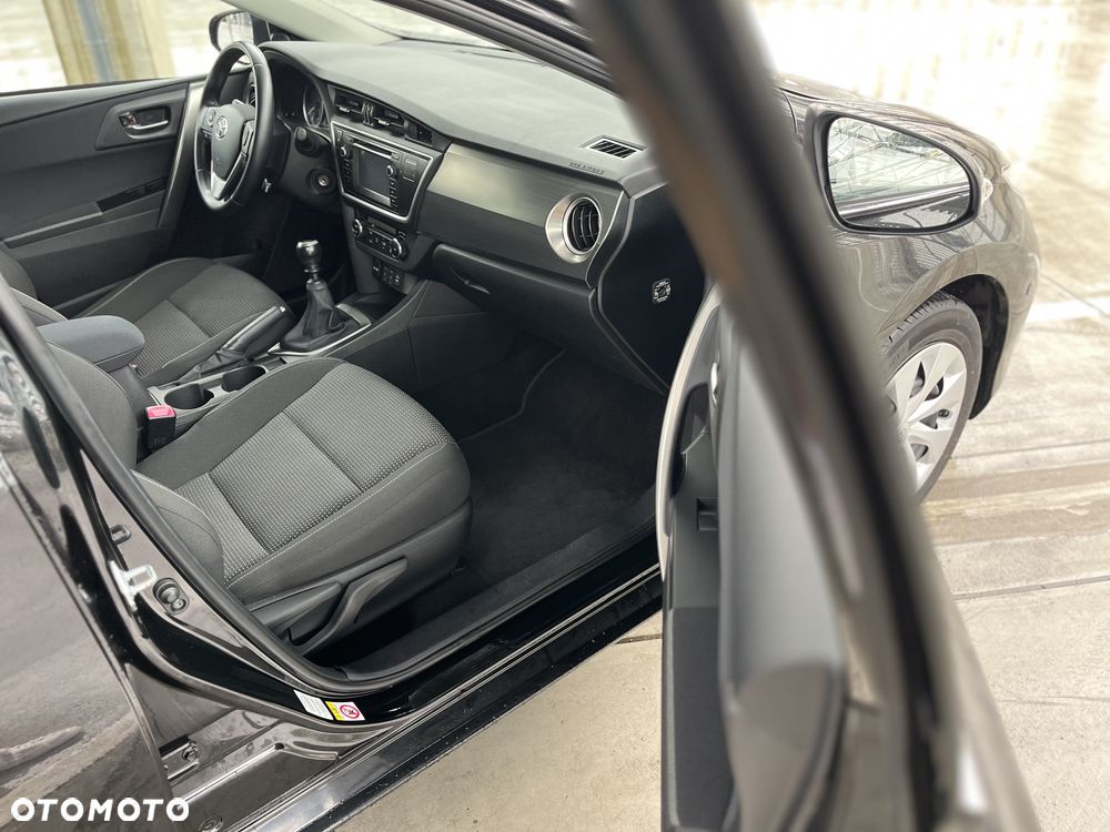 Toyota Auris 1.6 Valvematic Comfort - 28