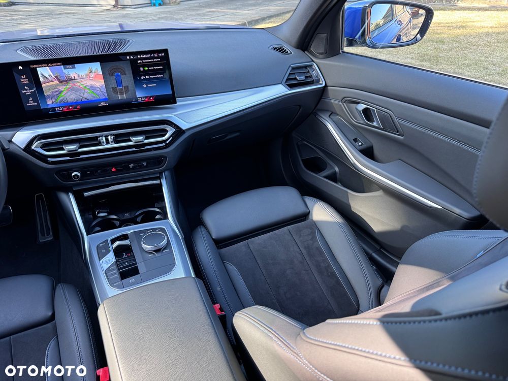 BMW Seria 3 320d xDrive M Sport sport - 28