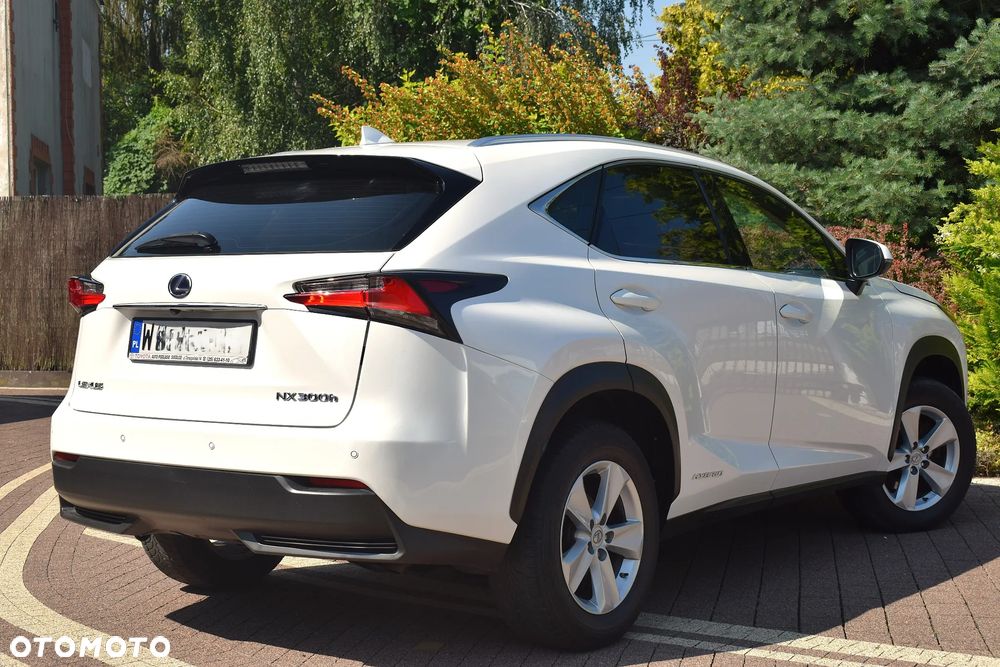 Lexus NX 300h Prestige AWD - 15