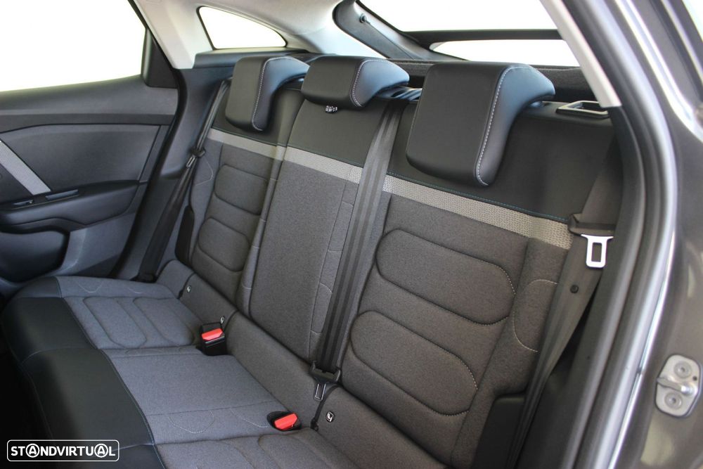 Citroën C4 1.2 PureTech Plus - 42