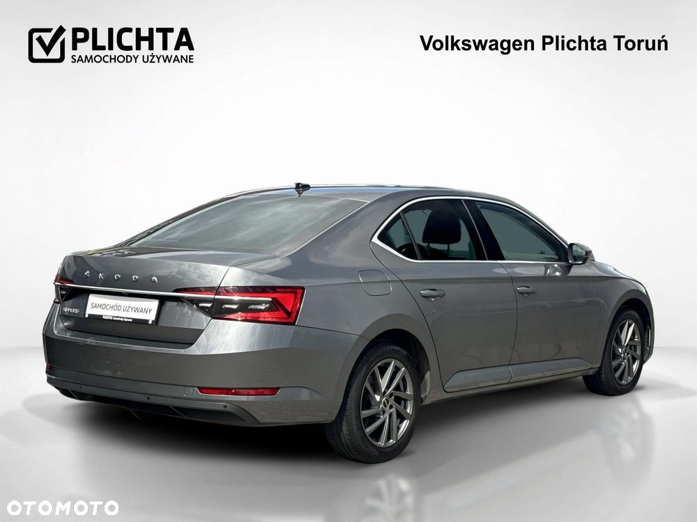 Skoda Superb 2.0 TDI SCR Style DSG - 7