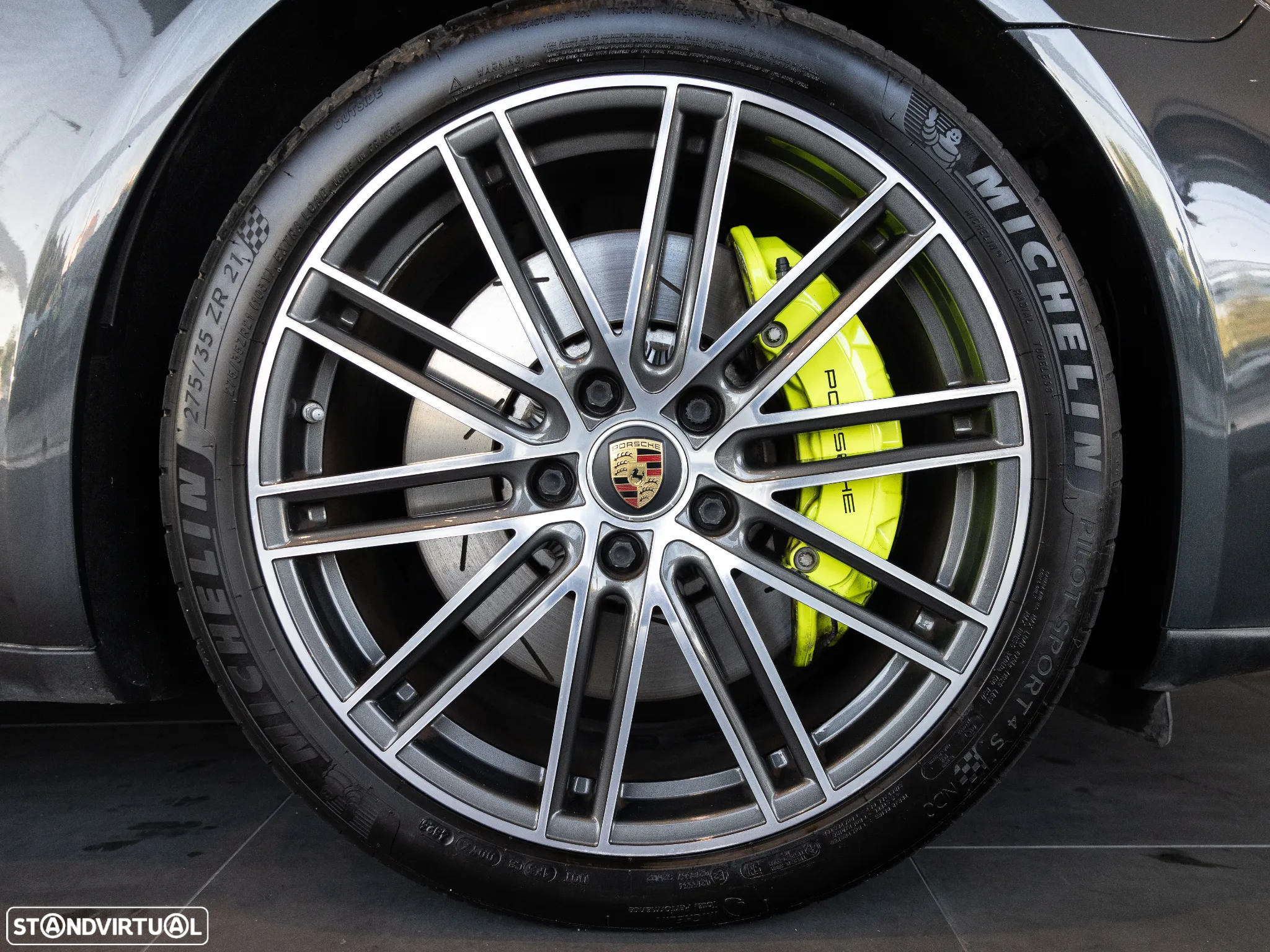 Porsche Panamera 4 E-Hybrid Platinum Edition - 18