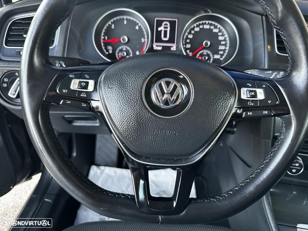 VW Golf Variant 1.6 TDi Confortline - 32