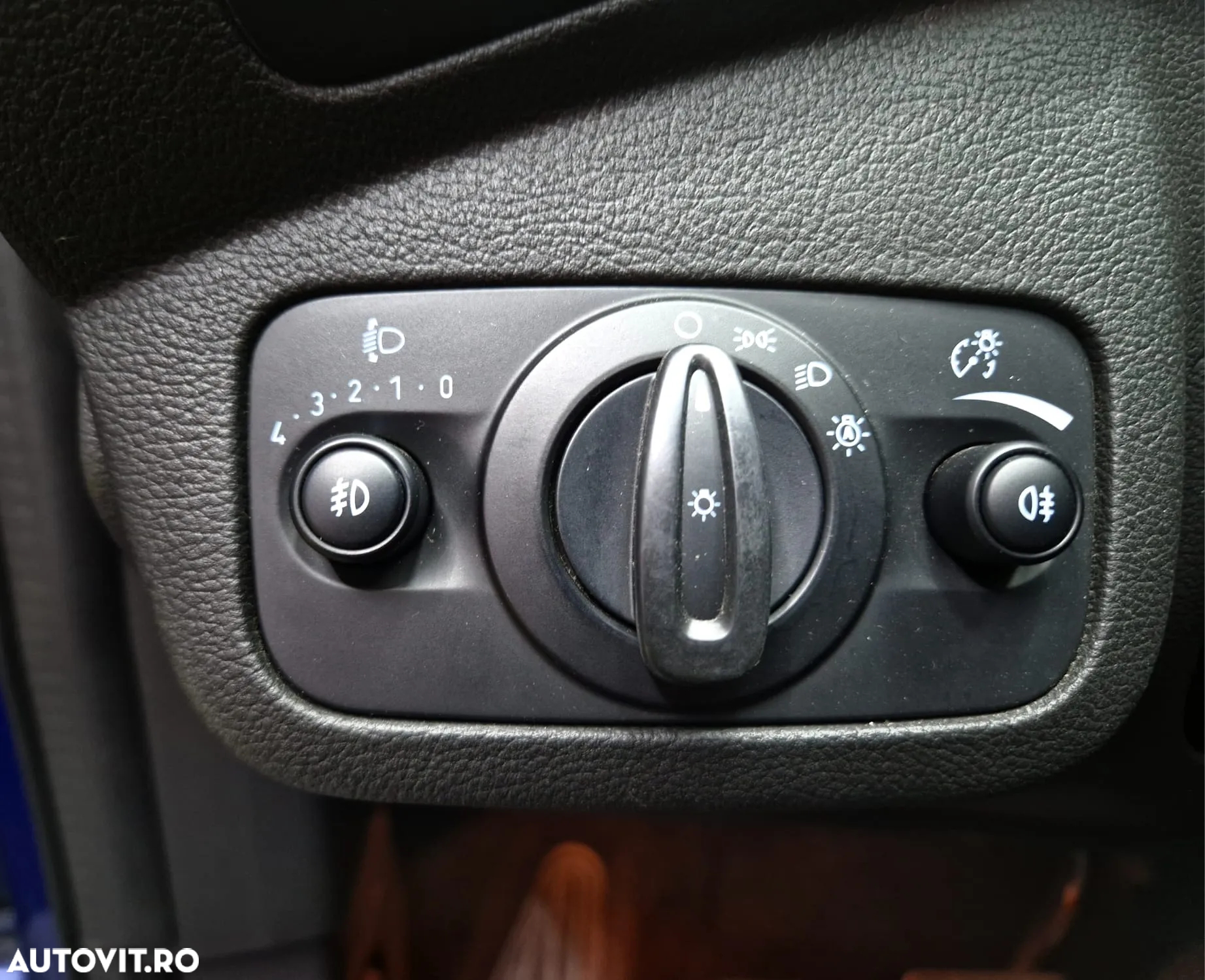 Ford Kuga 2.0 TDCi Powershift 4WD Trend - 7