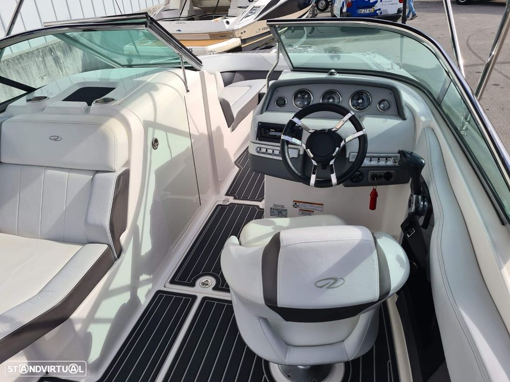 Regal 24 fastdeck - 10