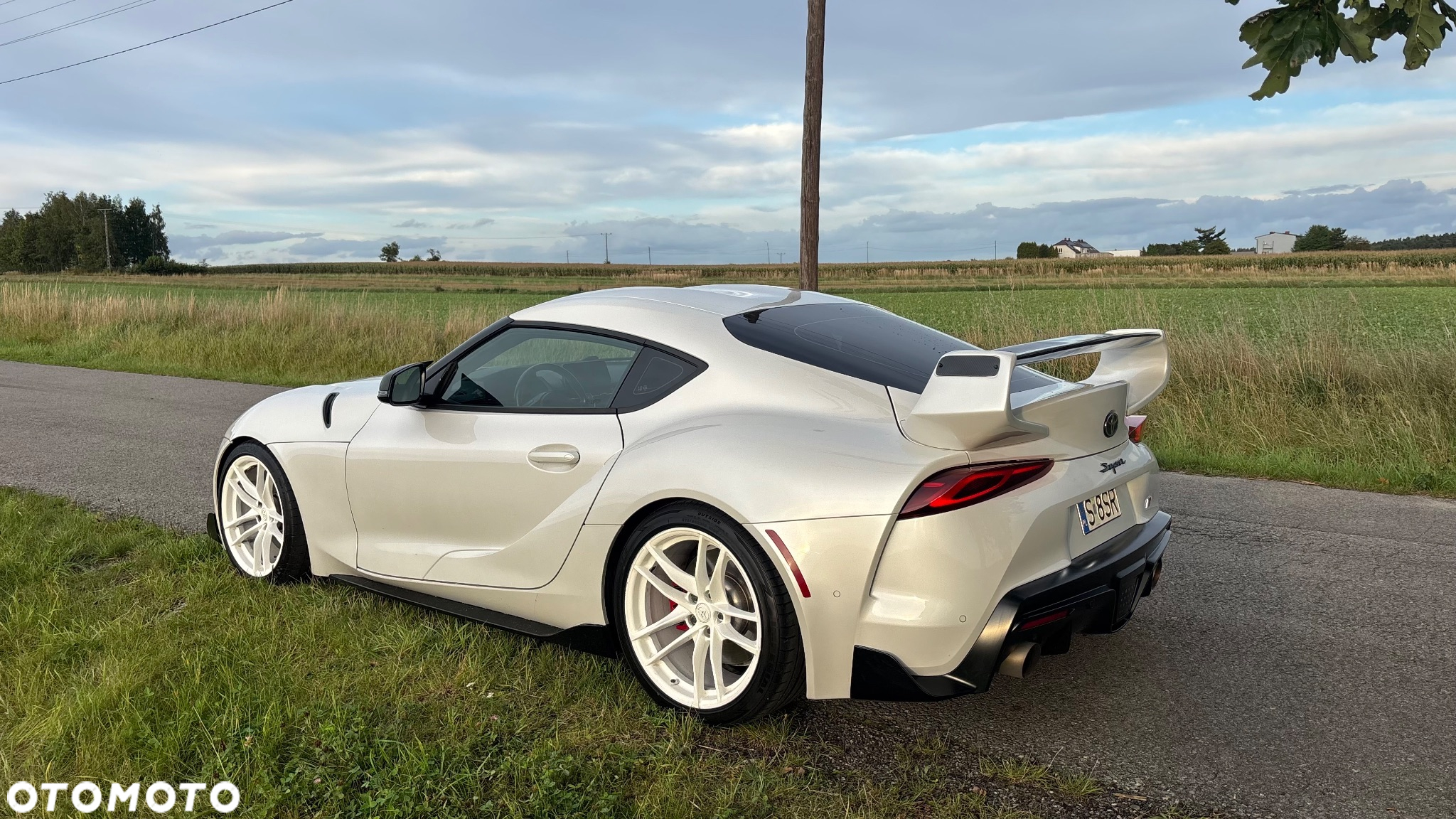 Toyota Supra 3.0 Turbo Executive - 8