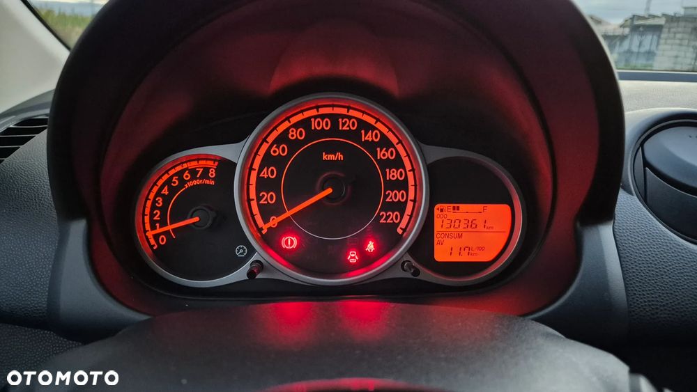 Mazda 2 - 28