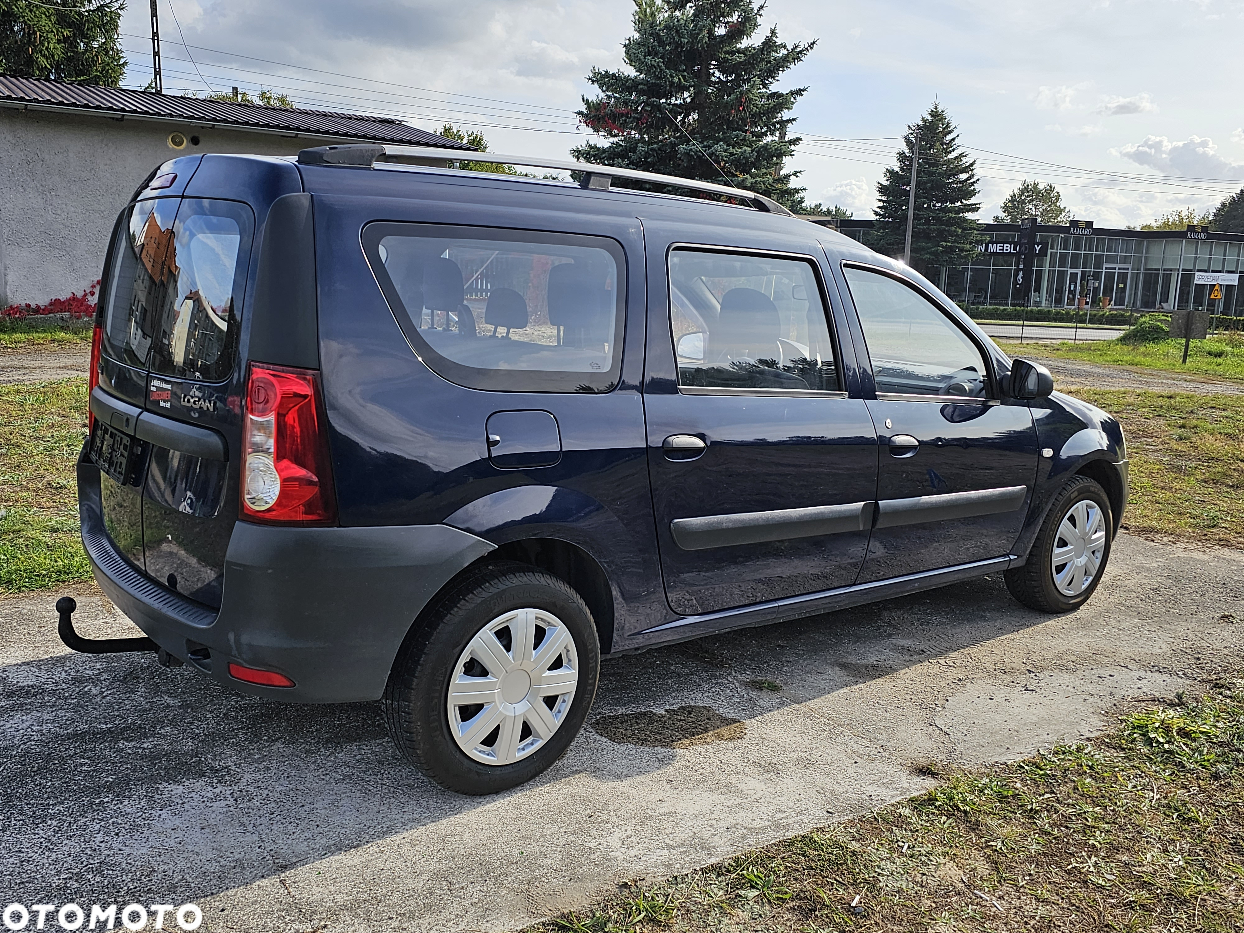 Dacia Logan MCV 1.6 Ambiance - 11