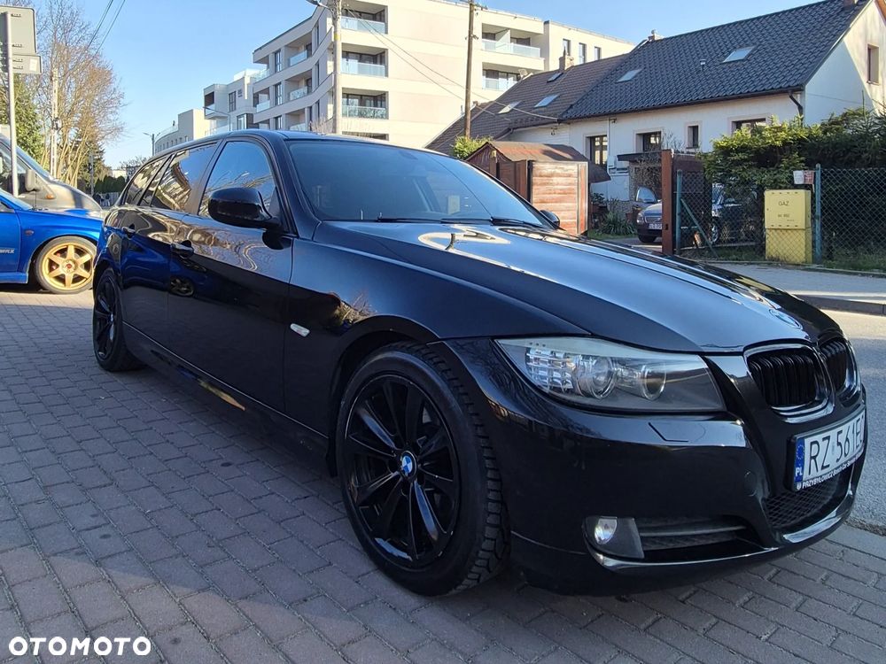 BMW Seria 3 320d Efficient Dynamics Edition - 1