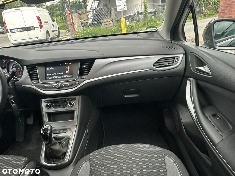 Opel Astra 1.2 Turbo Edition - 9