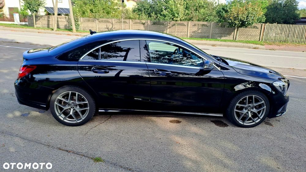 Mercedes-Benz CLA 180 7G-DCT AMG Line - 28
