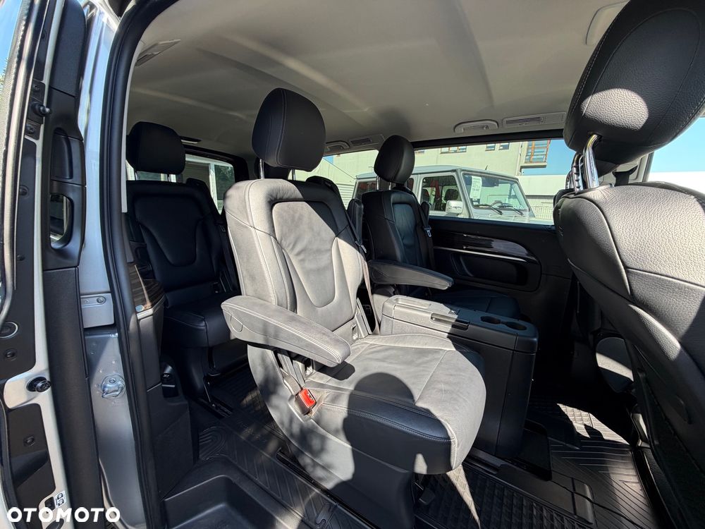 Mercedes-Benz Klasa V 250 (BlueTEC) d Avantgarde 7G-Tronic - 11