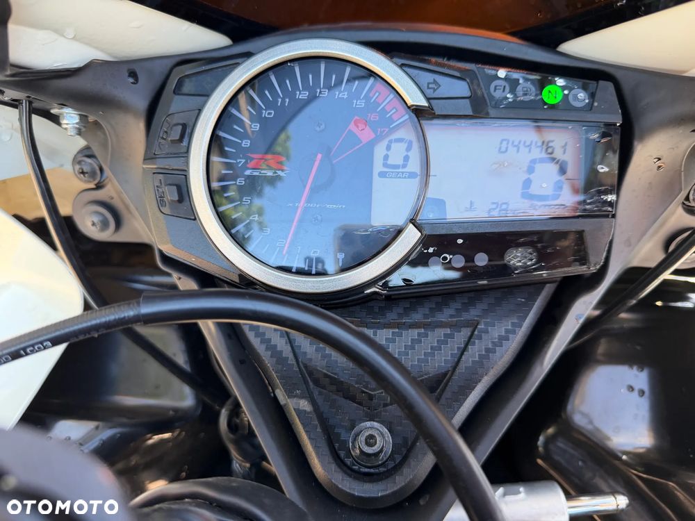 Suzuki GSX-R - 10