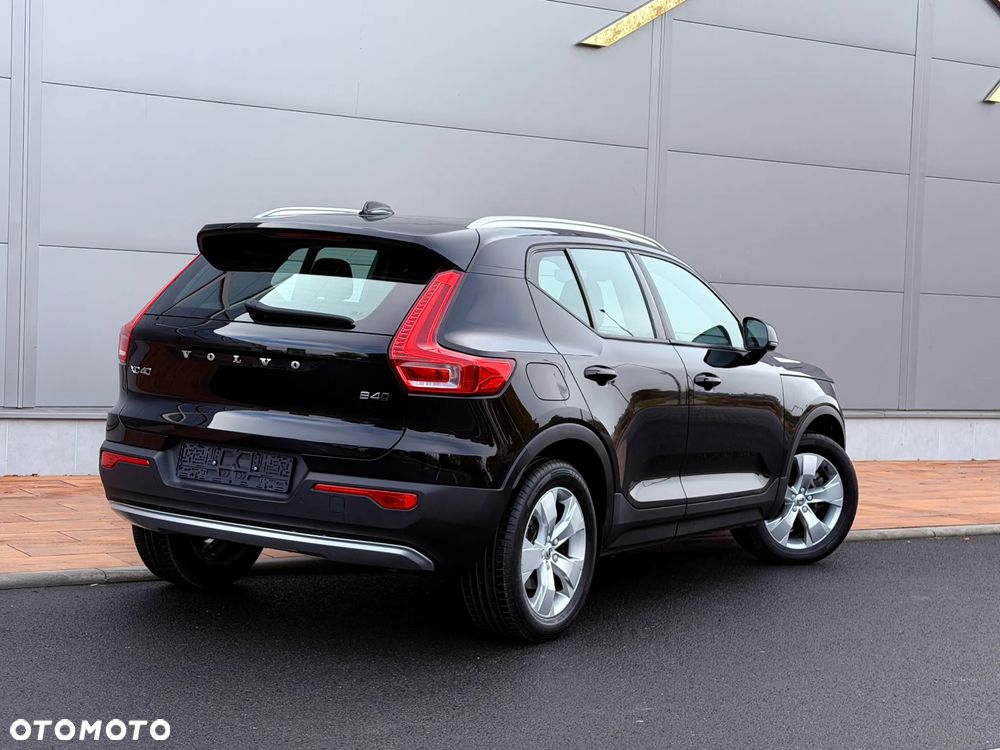 Volvo XC 40 B4 B AWD DKG Plus Bright - 18