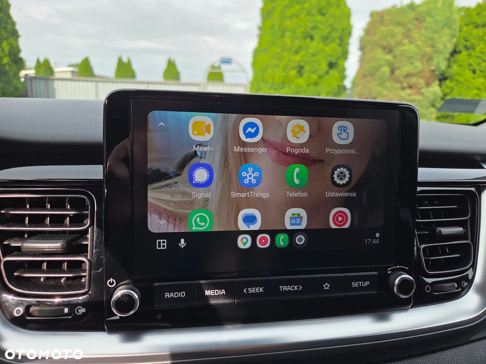 Kia Stonic 1.0 T-GDI MHEV L Business Line DCT - 10