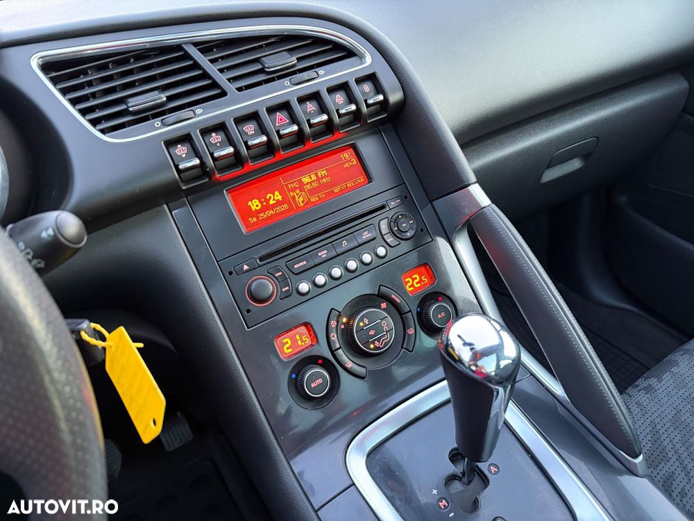 Peugeot 3008 HDi 115 Allure - 14