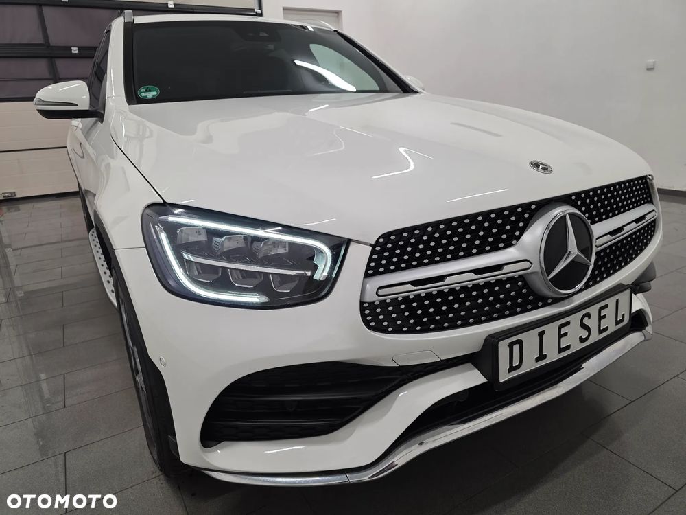 Mercedes-Benz GLC 220 d 4Matic 9G-TRONIC AMG Line Plus - 30