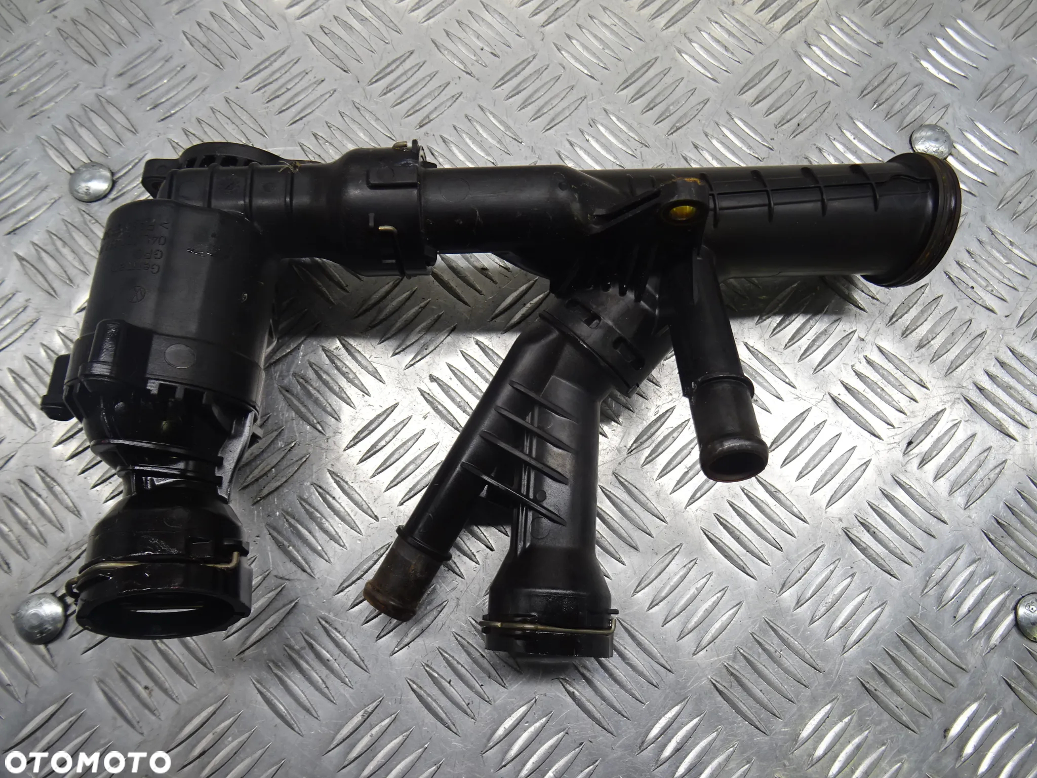 VW CADDY III LIFT 15-20 2K5 2.0TDI OBUDOWA TERMOSTATU KRÓCIEC - 6
