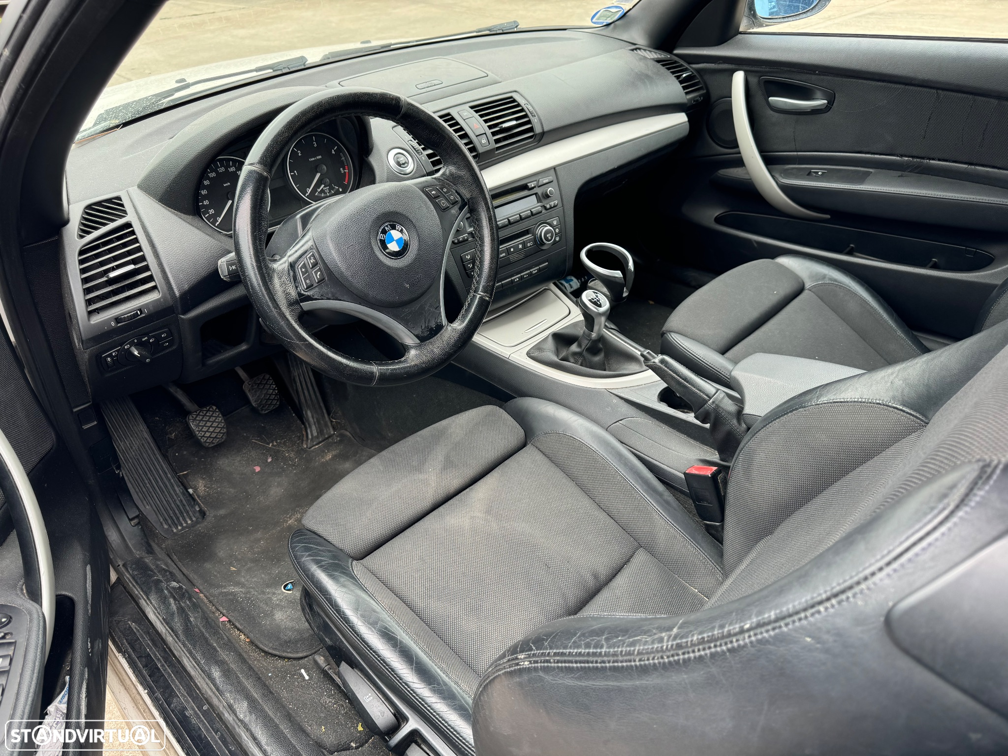 BMW E88 Serie 1 Cabrio De 2008 para peças - 9