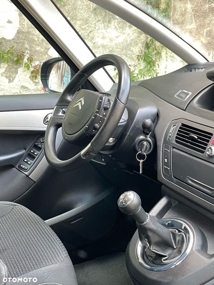 Citroën C4 Grand Picasso 1.6 HDi FAP Exclusive - 17
