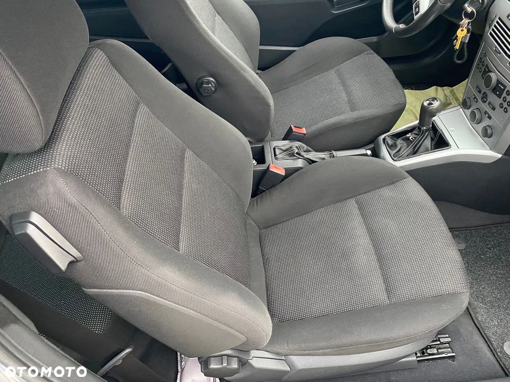 Opel Astra 1.6 Cosmo - 9