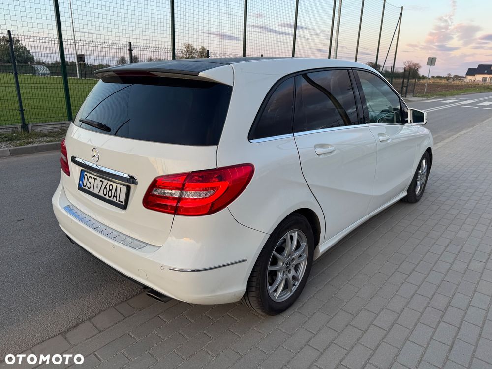 Mercedes-Benz Klasa B 180 (BlueEFFICIENCY) - 6