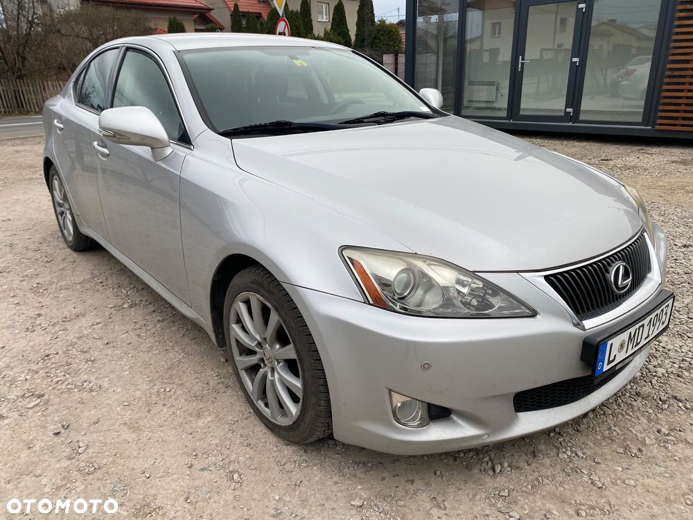 Lexus IS 250 Prestige - 8