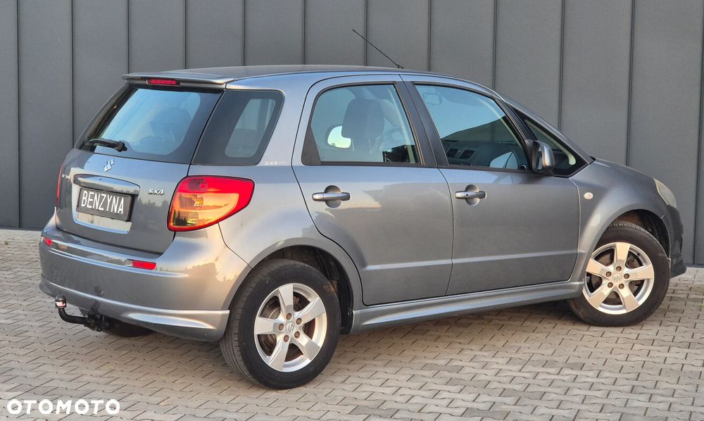 Suzuki SX4 1.6 Premium 2012 - 3