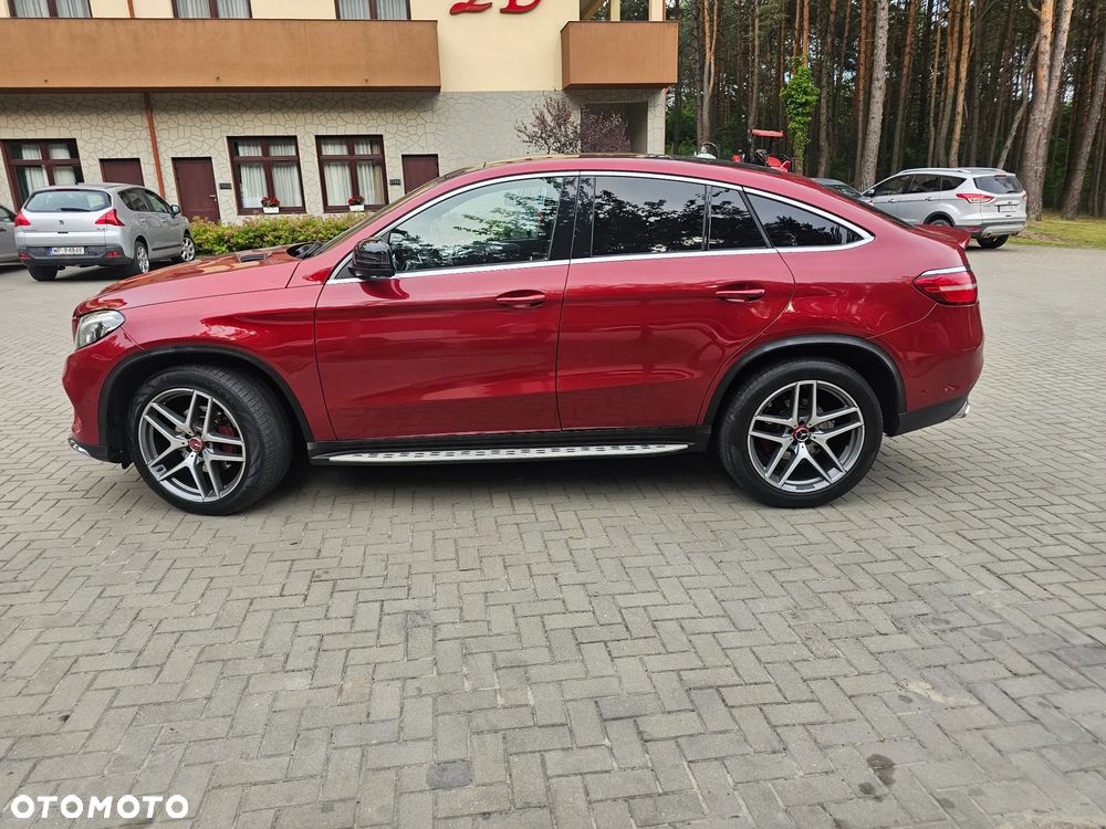Mercedes-Benz GLE - 9