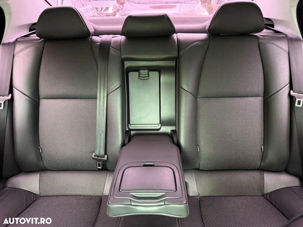 Peugeot 508 HDi FAP 140 Family - 8