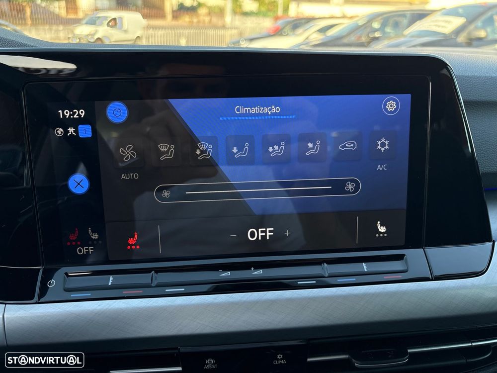 VW Golf Variant 1.0 TSI Life - 25
