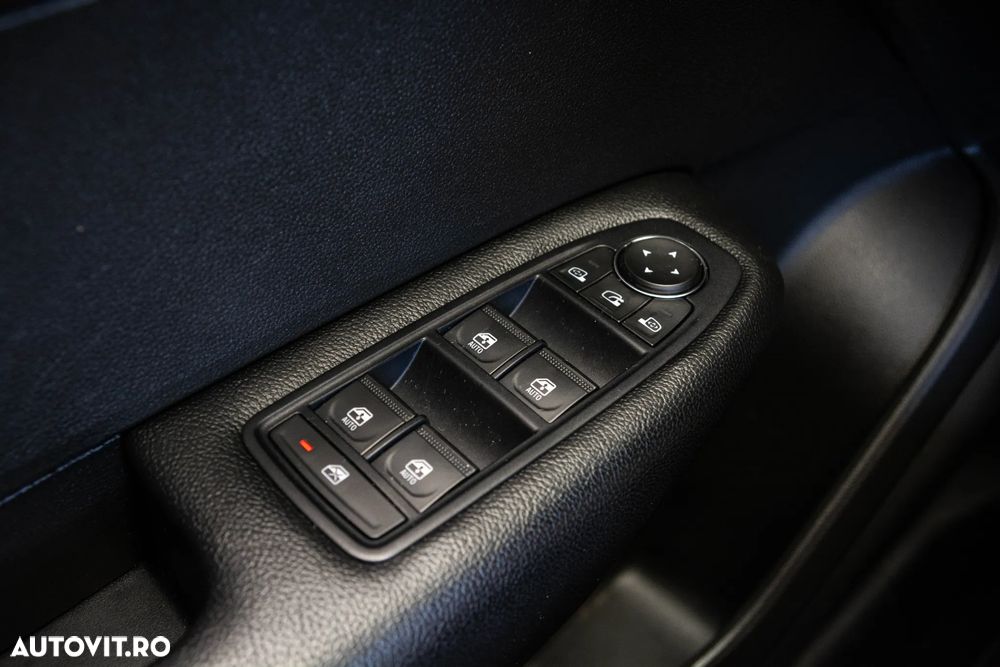 Renault Arkana E-TECH 145 Evolution - 24