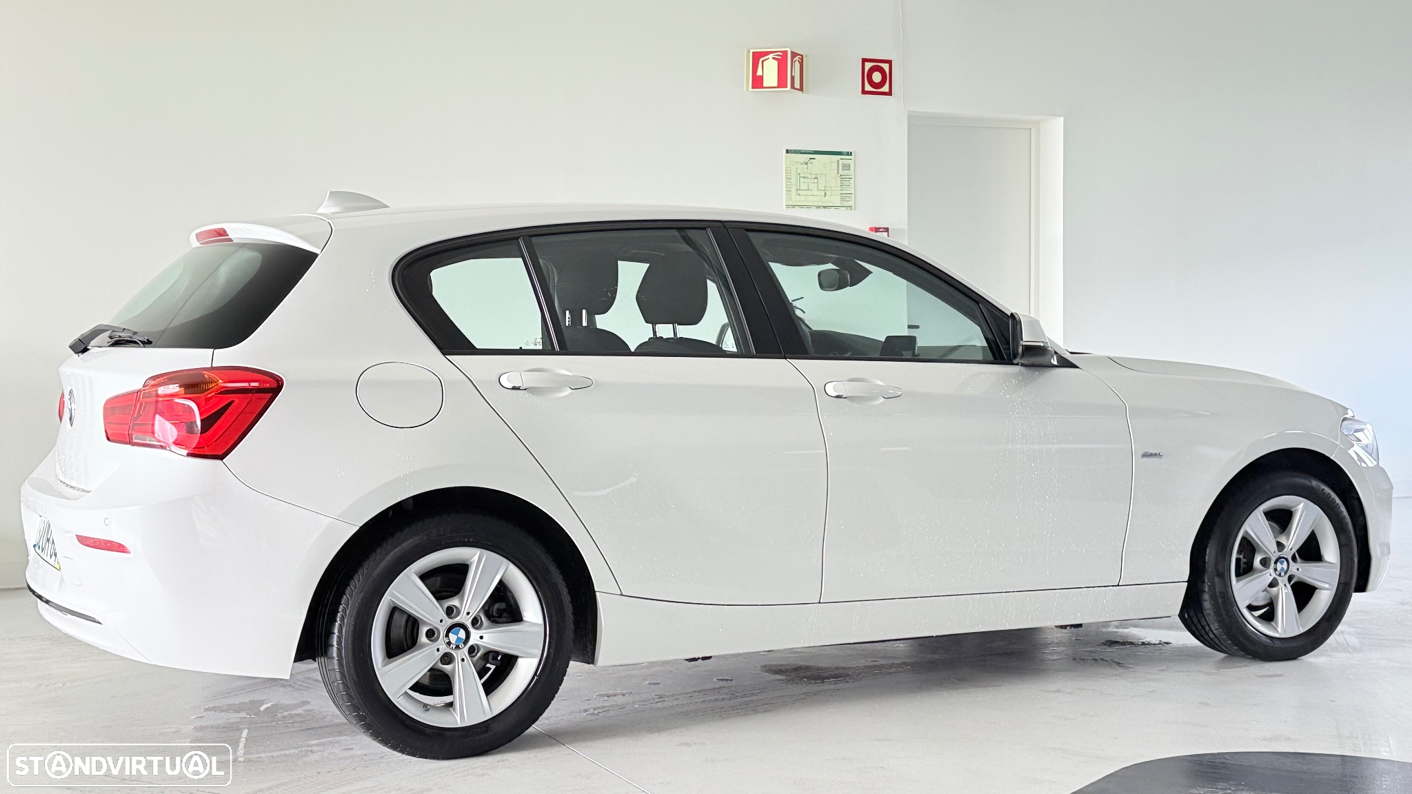 BMW 116 d Line Sport Auto - 14