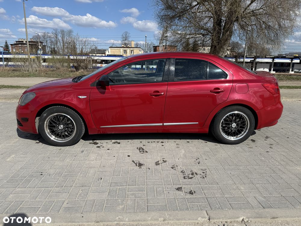 Suzuki Kizashi - 5