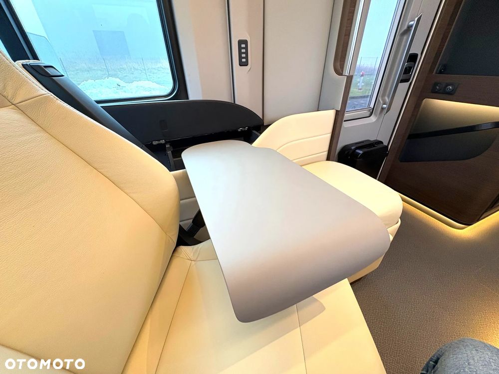 Adria Supersonic 780 SL - 11