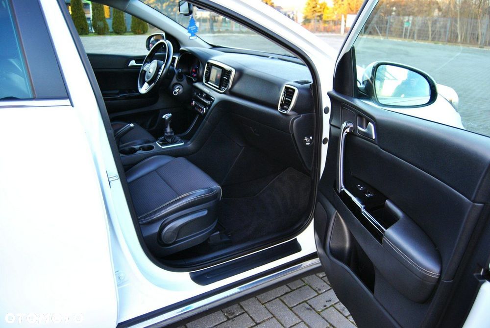 Kia Sportage 1.6 CRDI AWD VISION - 11