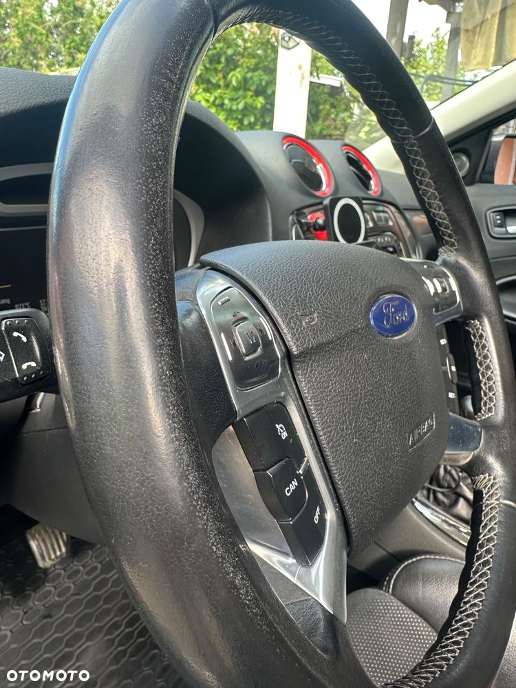 Ford Mondeo 2.0 TDCi Titanium X - 16