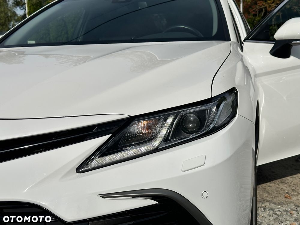 Toyota Camry 2.5 Hybrid Comfort CVT - 29