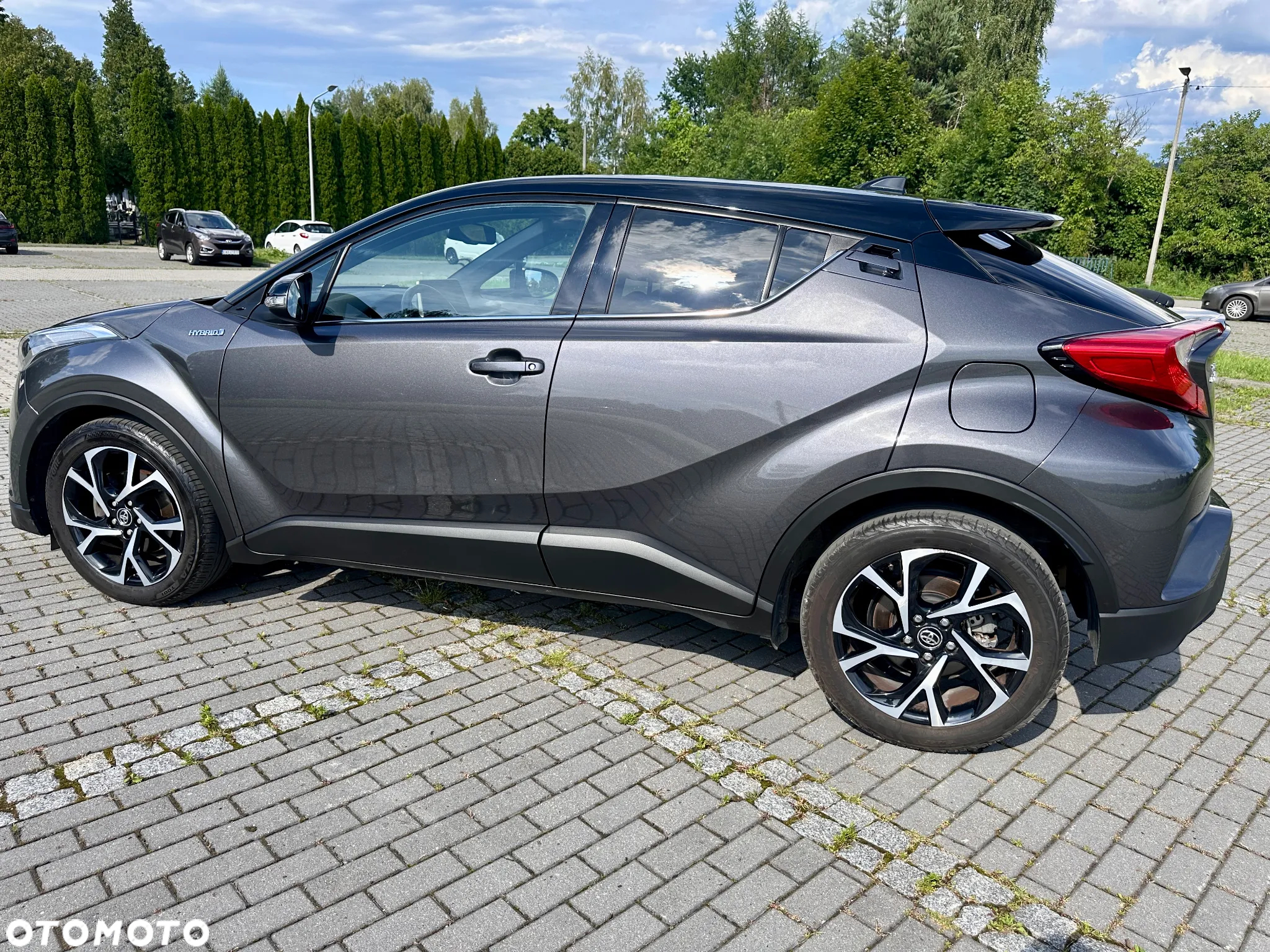 Toyota C-HR 1.8 Hybrid Premium - 12