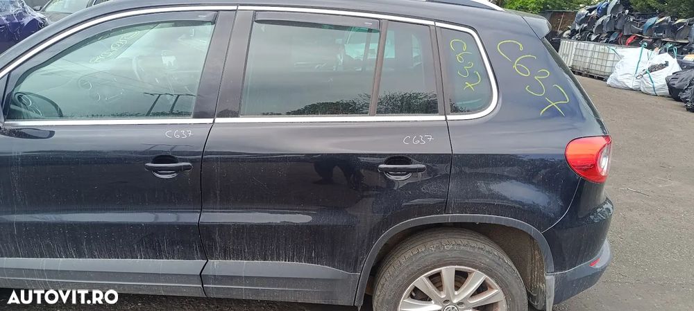 Dezmembrari / Dezmembrez VW Tiguan 5N 2.0 TDI CBAB cutie viteze manuala 6 trepte cod culoare LC9X - 5