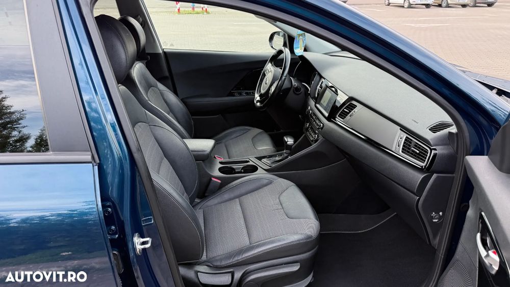 Kia Niro 1.6 GDI 2WD Aut. Vision - 9